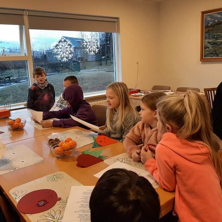 Heimsókn til eldri borgara